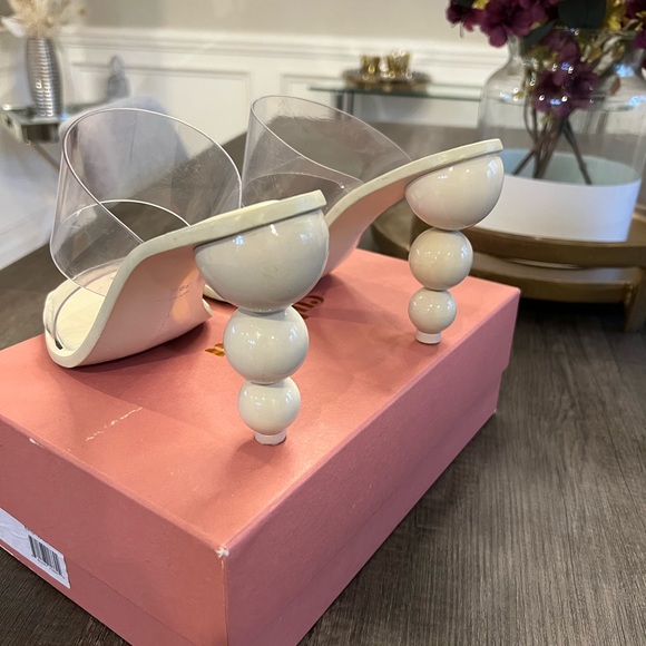 Cult Gaia Vita Sandals - Picture 14 of 14